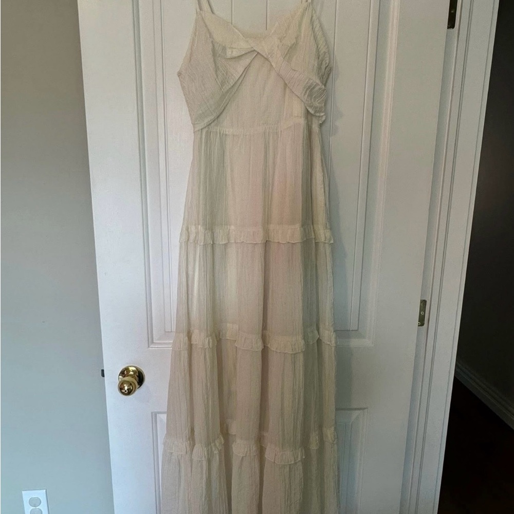 Listicle Cream Tiered Maxi Dress